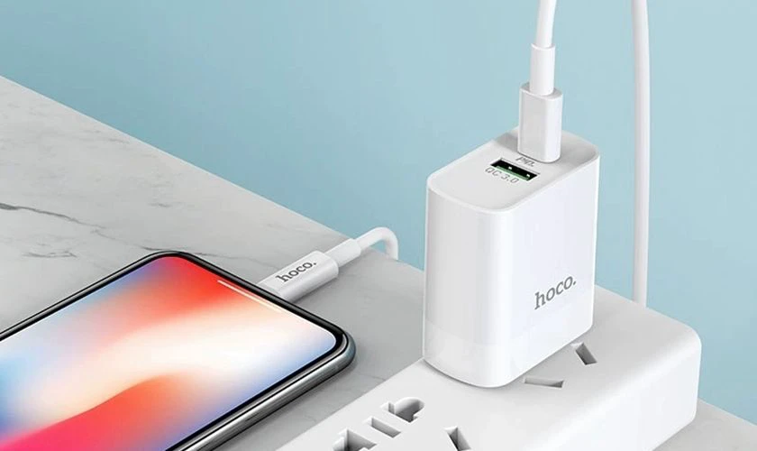 Khác nhau giữa sạc và Adapter là gì?