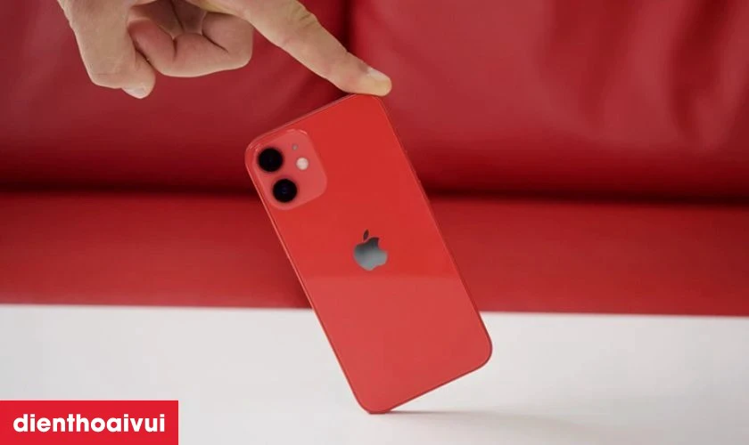 iphone 12 mini nhỏ gọn