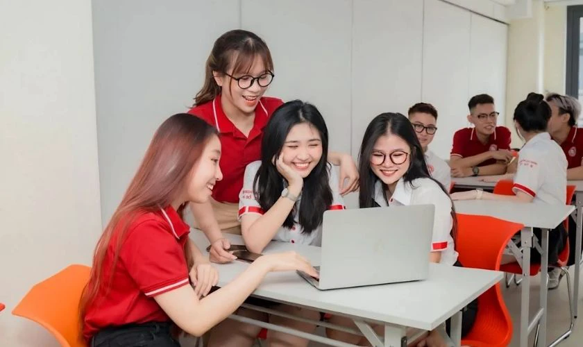 Tìm hiểu 17 điểm khối A00 nên chọn trường nào