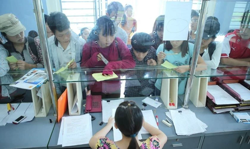 Có nên chọn các ngành học được miễn học phí 2025?