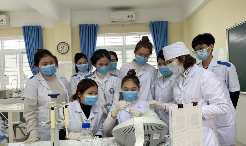 Ngành giải phẫu bệnh, giám định pháp y, tâm thần, lao, phong