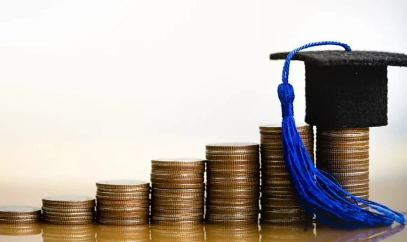 Tiêu chí quyết định 19 điểm khối D nên chọn trường nào