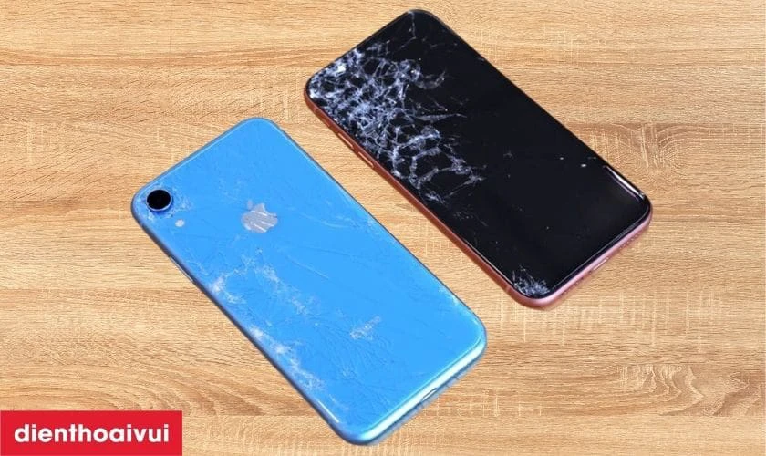 Nguyên nhân iPhone XR bị hỏng màn hình 