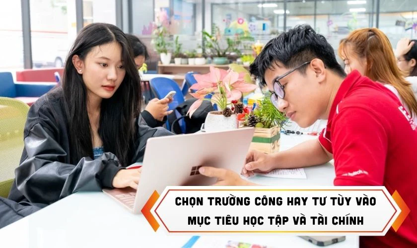 21 điểm khối D nên chọn trường công hay trường tư?