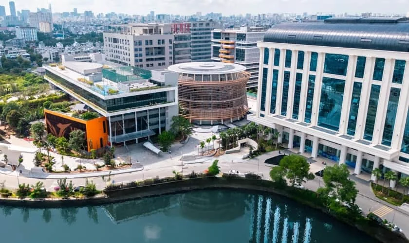 Khám phá hệ thống cơ sở vật chất