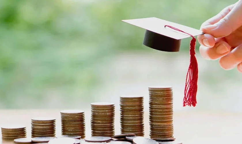 Với 24 điểm khối B nên chọn trường nào