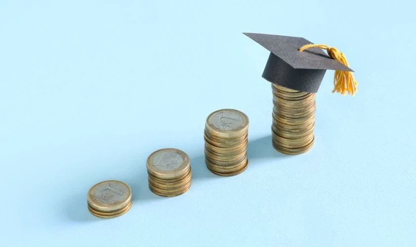 Học phí và điều kiện kinh tế gia đình