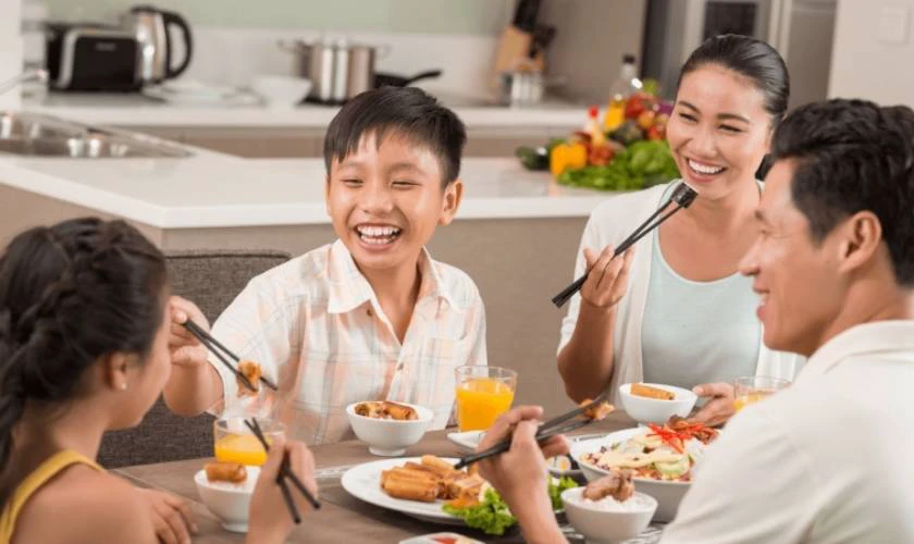 Tổ chức tiệc sum họp gia đình