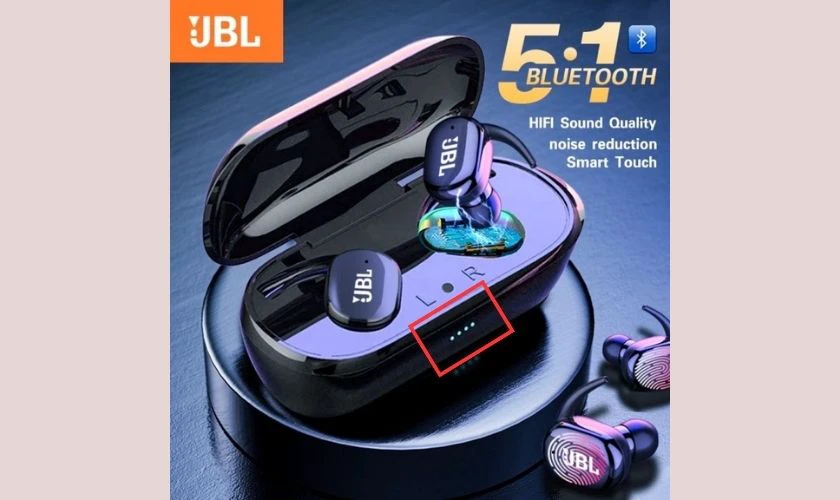 Cách sạc pin để sử dụng tai nghe Bluetooth JBL TWS4