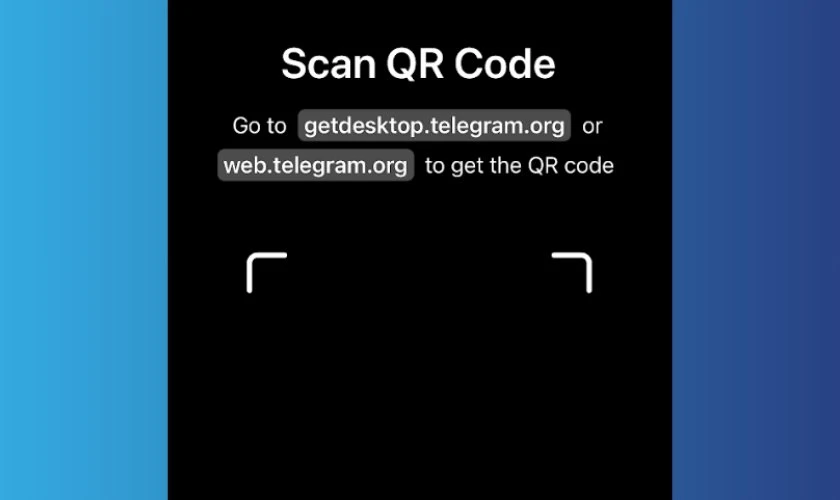 Đưa camera điện thoại đến gần mã QR Code trên máy tính