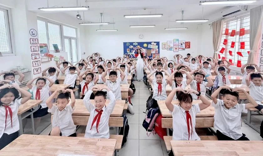 Hình ảnh 20/11 tri ân thầy cô ngày Nhà giáo