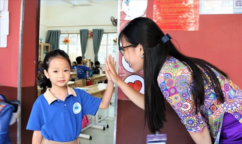 Hình ảnh đẹp tri ân cô ngày Nhà giáo Việt Nam