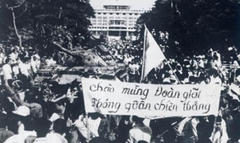 Hình ảnh ngày Giải phóng miền Nam ý nghĩa