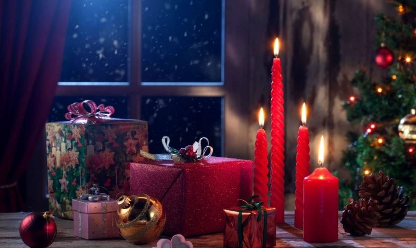 Ngọn nến hồng trong đêm Noel