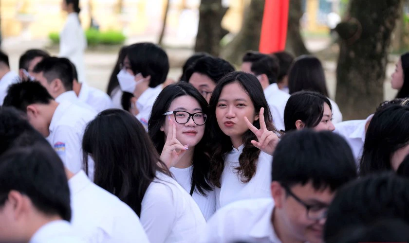 Hình ảnh học sinh cực nét