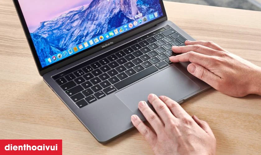 Touch Bar thông minh