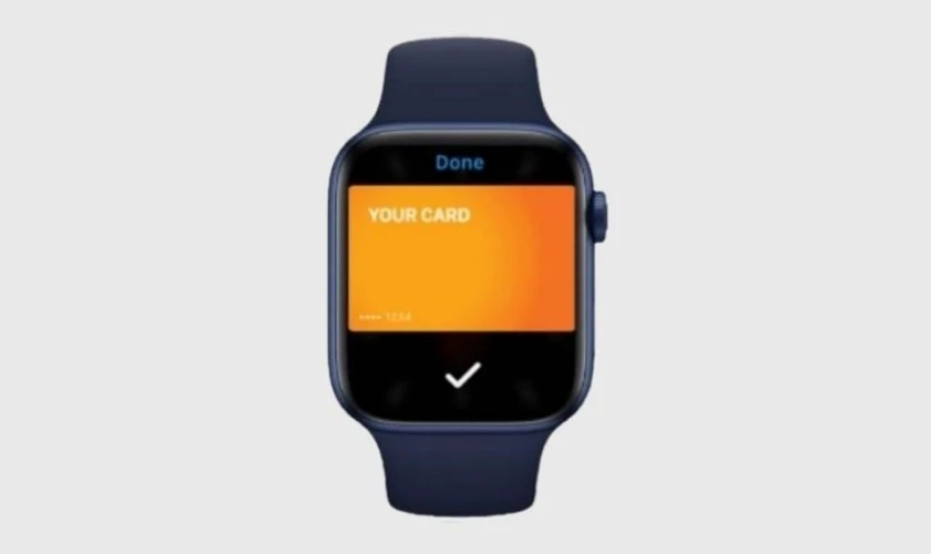 Giữ màn hình Apple Watch gần đầu đọc NFC