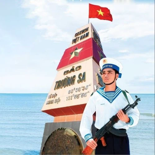 Hình ảnh người chiến sĩ bảo vệ biển đảo