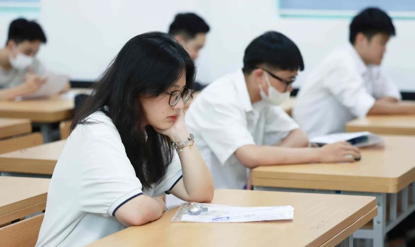 Ý nghĩa bách phân vị điểm THPT 2025 là gì?
