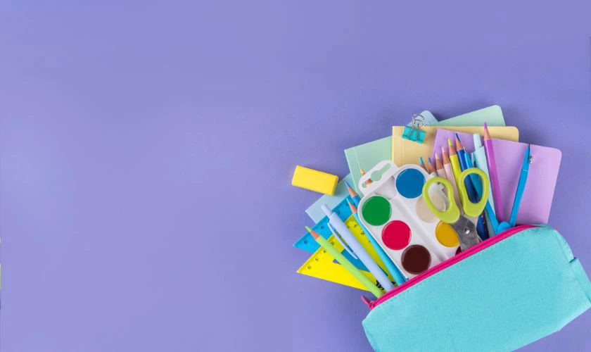 Ảnh nền Back To School chủ đề trường học