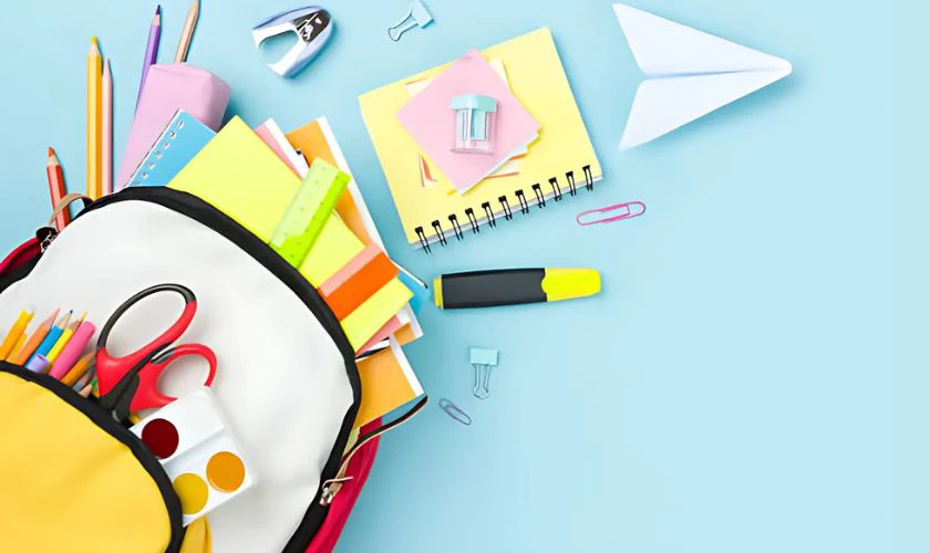 Mẫu background về đồ dùng học tập
