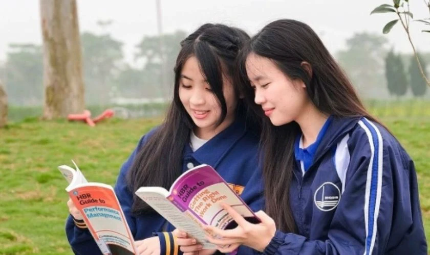 Các khoản chi phí khác ngoài học phí Đại học Quốc gia Hà Nội 2025