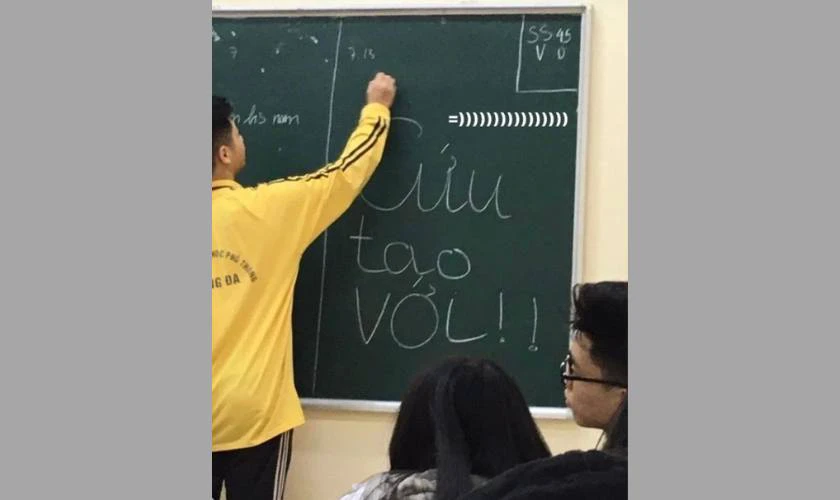 Meme học sinh lên bảng trả bài