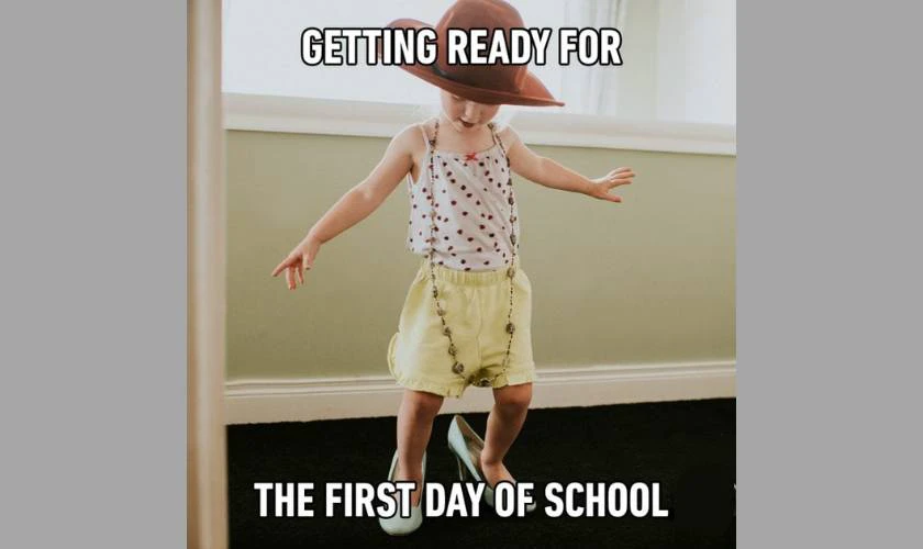 Back to School meme học sinh chuẩn bị đi học