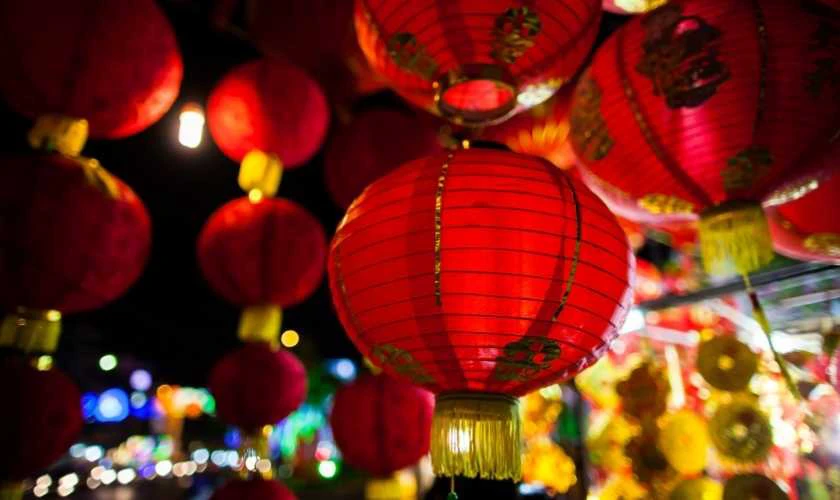Background Tết 2026 chủ đề đèn lồng
