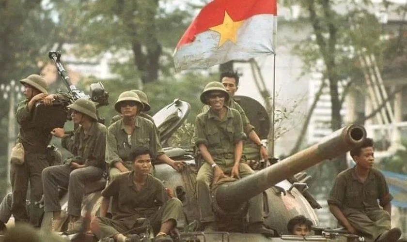 Dàn ý bài thuyết trình về ngày 30/4 1/5 chi tiết