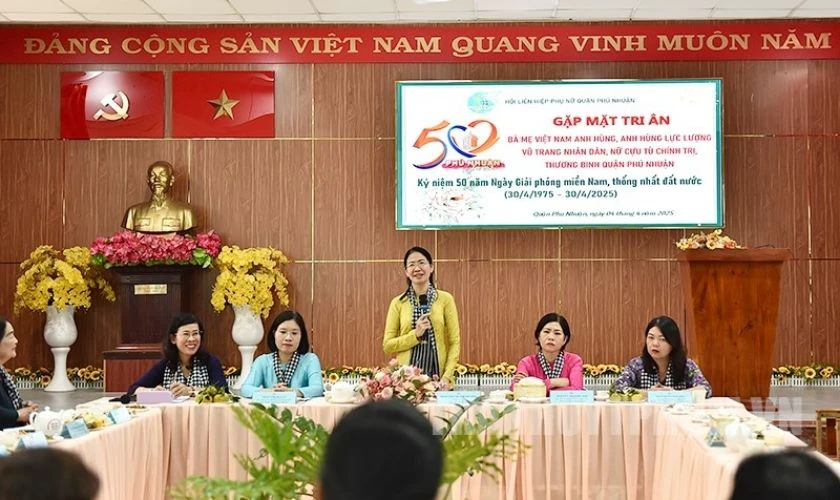 Triển khai hoạt động chào mừng