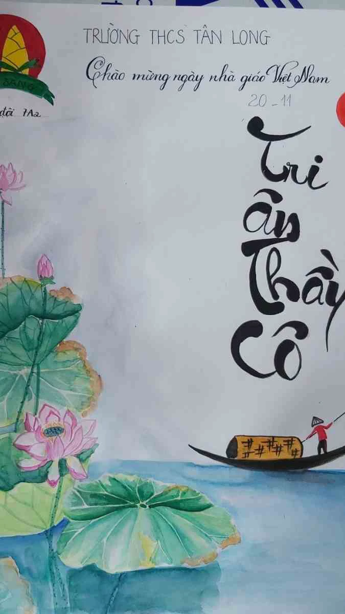 Mẫu báo tường đơn giản 2025