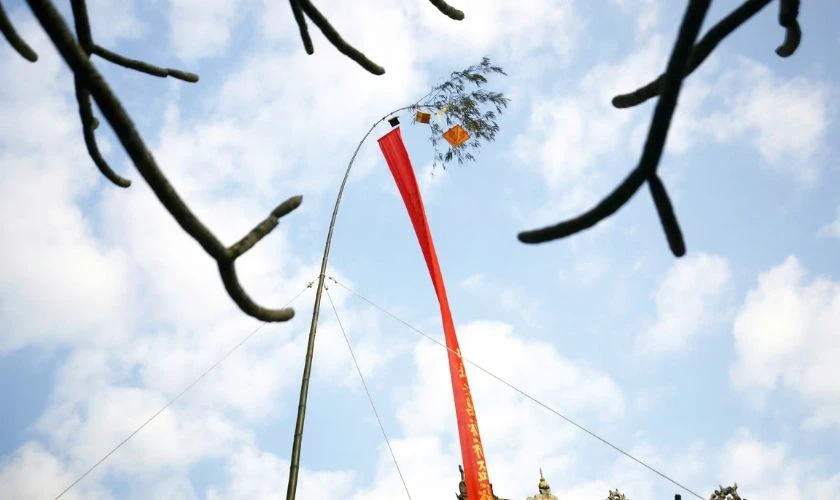 Biểu tượng Tết - Cây Nêu