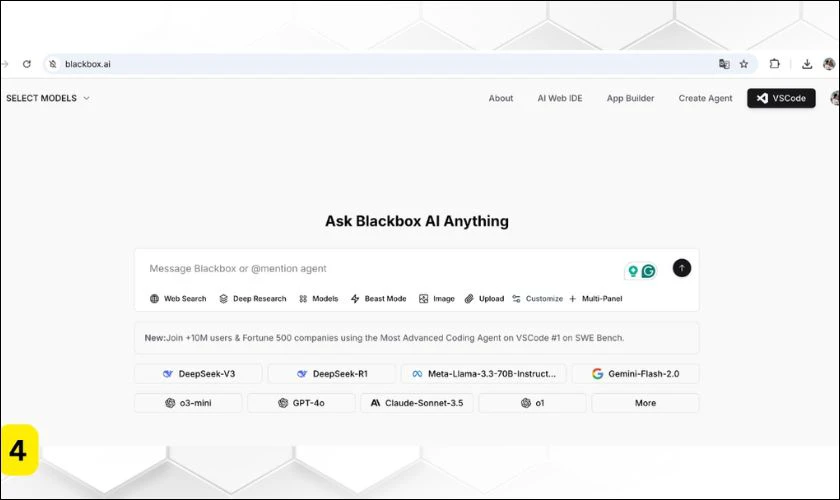 Trên máy tính, Blackbox AI mang đến trải nghiệm đầy đủ và chuyên nghiệp
