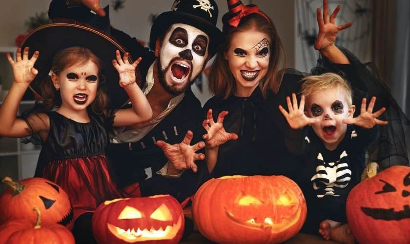 Kế hoạch hóa trang cho các thành viên tham dự sự kiện Halloween 