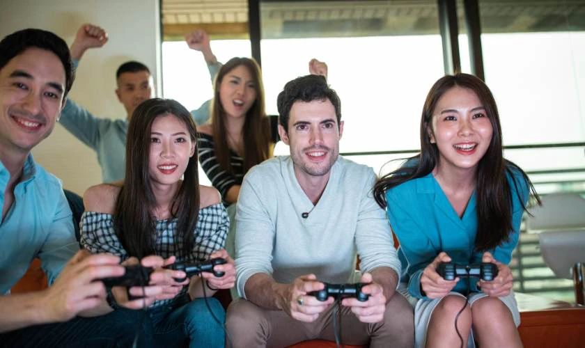 Cá tháng Tư nên chơi game gì?