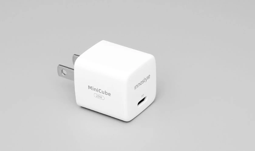 Innostyle Ultra Minicube IMC20PD 20W rút ngắn thời gian sạc hiệu quả