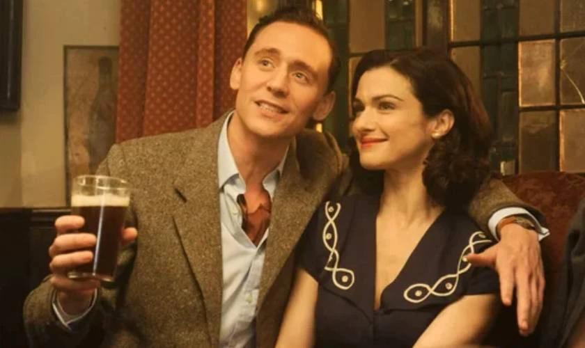 The Deep Blue Sea - Biển Xanh Sâu (2011)
