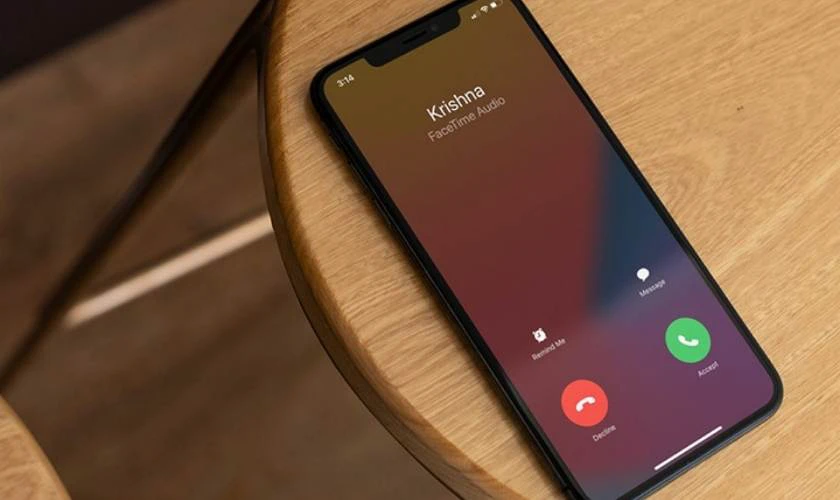 Cách bật đọc tên người gọi bằng tiếng Việt iOS 18.7 có lợi ích gì?