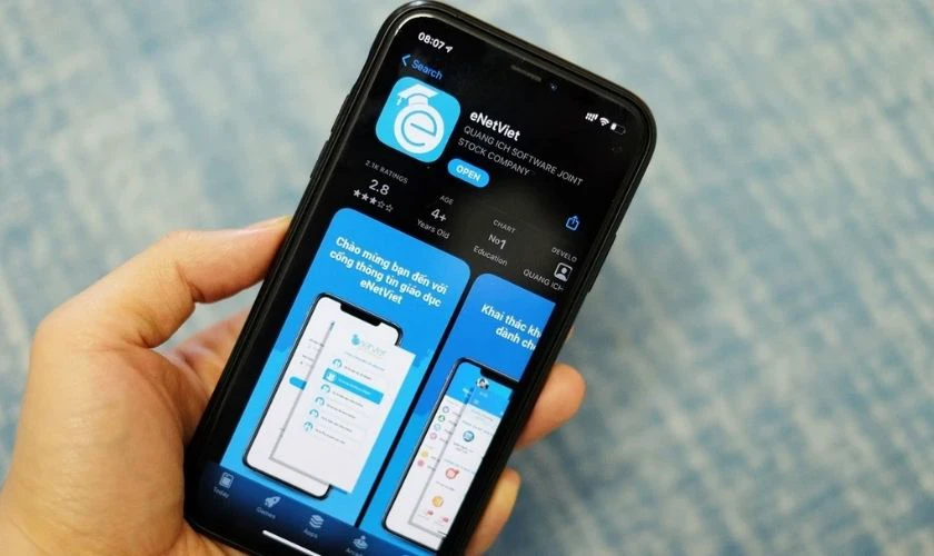 Cách cài đặt Enetviet cho 2 học sinh trên điện thoại iPhone