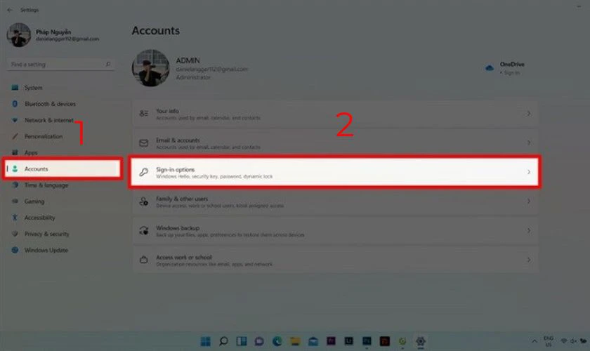Bạn chọn vào Sign-in Options trong mục Account