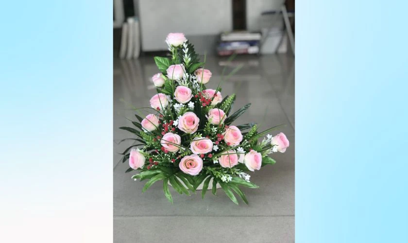 Mẫu cắm hoa cát tường ngày Tết 2025 dạng thấp