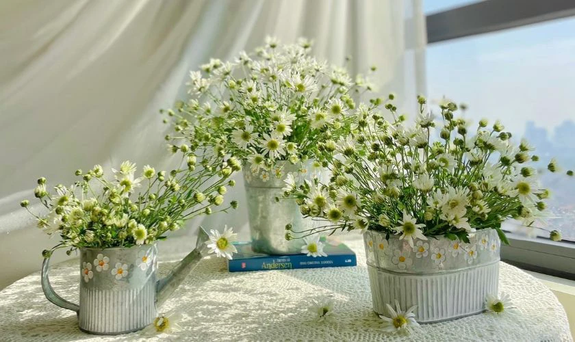 Mẫu cắm hoa cúc trắng đơn giản, đẹp tại nhà 2026