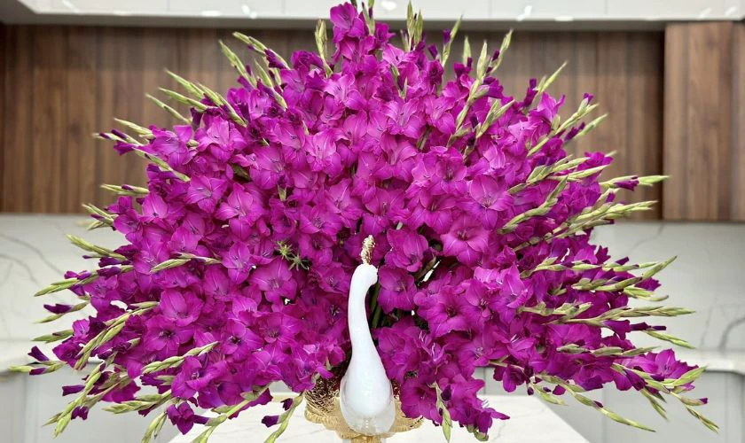 Mẫu cắm hoa dơn đơn giản Tết 2026