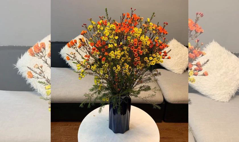 Cắm Hoa Thanh Liễu Trong Bình Lớn Ấn Tượng