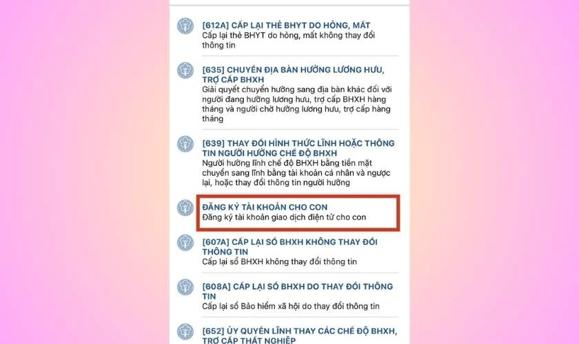 Nhấn chọn mục Đăng ký tài khoản cho con