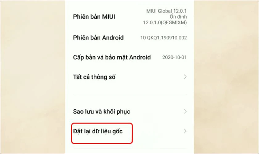 Nhấn chọn Đặt lại dữ liệu gốc