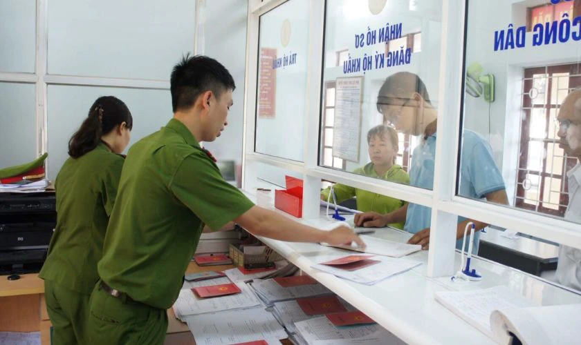 Không gia hạn tạm trú trên VNeID được phải làm sao?