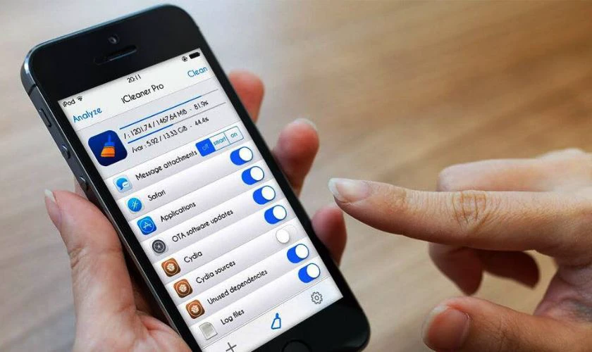 iCleaner Pro loại bỏ ảnh, video tương tự và danh bạ trùng lặp