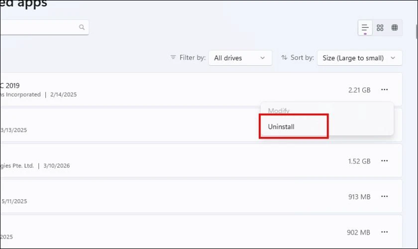 Chọn phần mềm thừa rồi nhấn Uninstall để gỡ cài đặt hoàn toàn